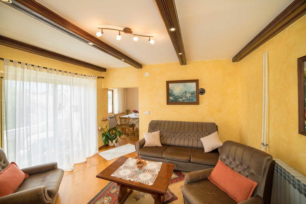 Apartment Anica Palit Bagian luar foto